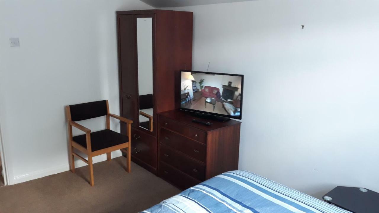 Castle Quarter 2 Otel Bedford Dış mekan fotoğraf